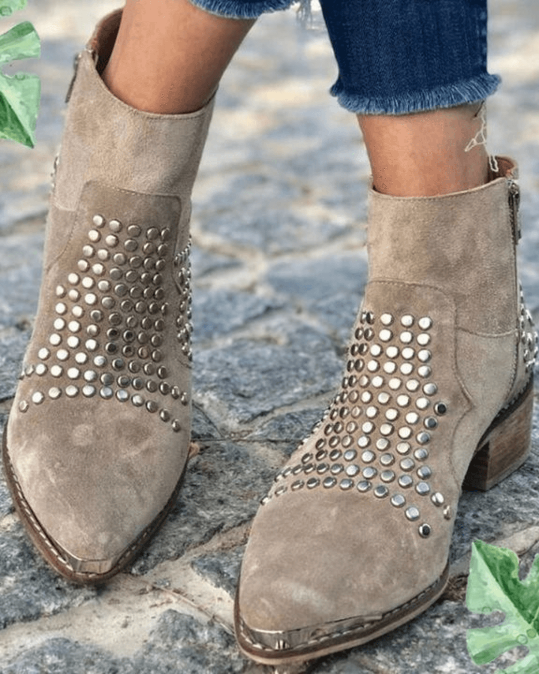 Paris | Pointed-toe Suede Boots